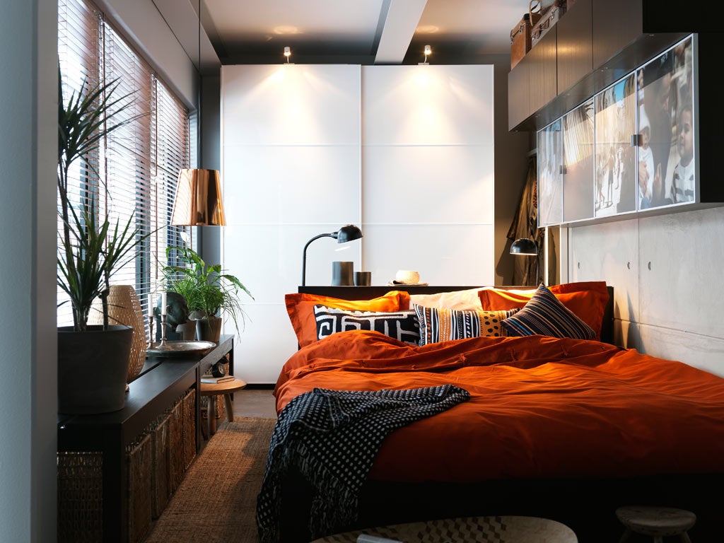 This Modern And Masculine Apartment Has A Smart Glass Wall That Can Hide  The Bedroom From View | Luxurious bedrooms, Modern bedroom design, Modern  bedroom