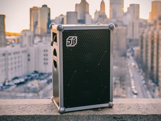 SoundBoks-Bluetooth-Speaker-