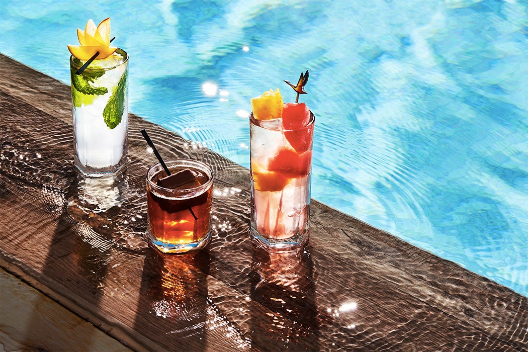 11 Poolside Drinks to Sip This Summer