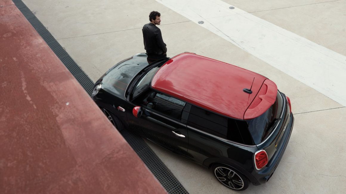 MINI John Cooper Works Countryman ALL4 Midnight Black Edition