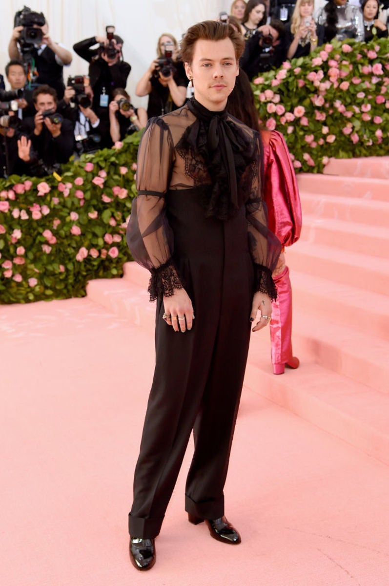 Harry Styles Rocked A Gender Bending Met Gala 2019 Look