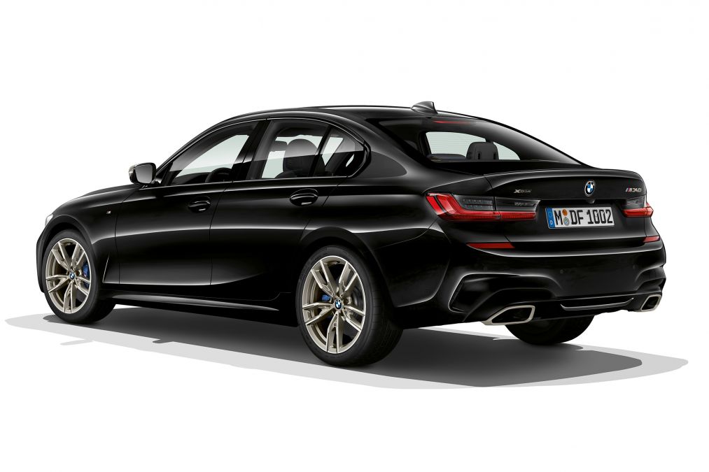 BMW M340i xDrive Back Exterior