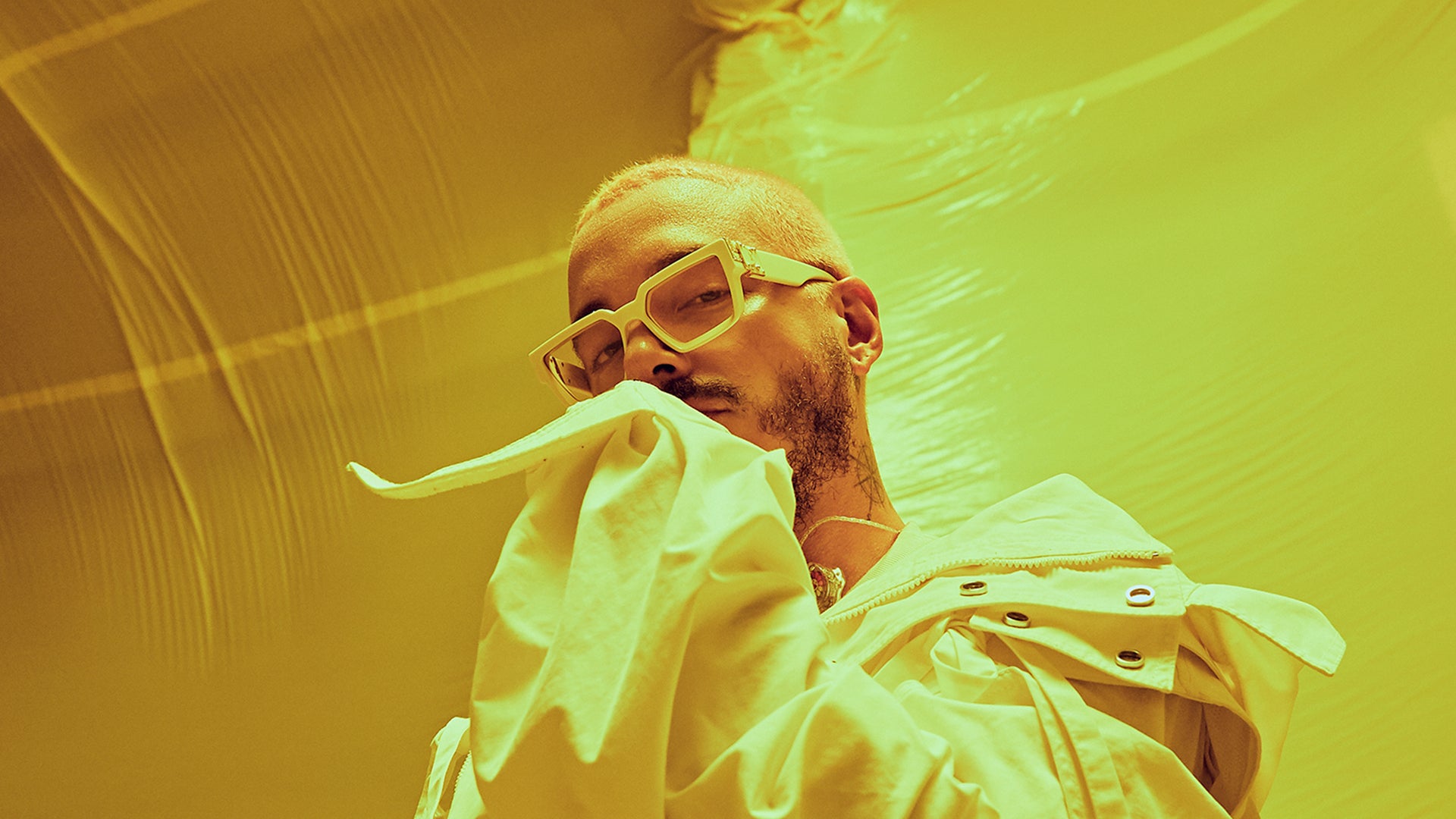 J.Balvin vibrant Colores live performance videos with Vevo