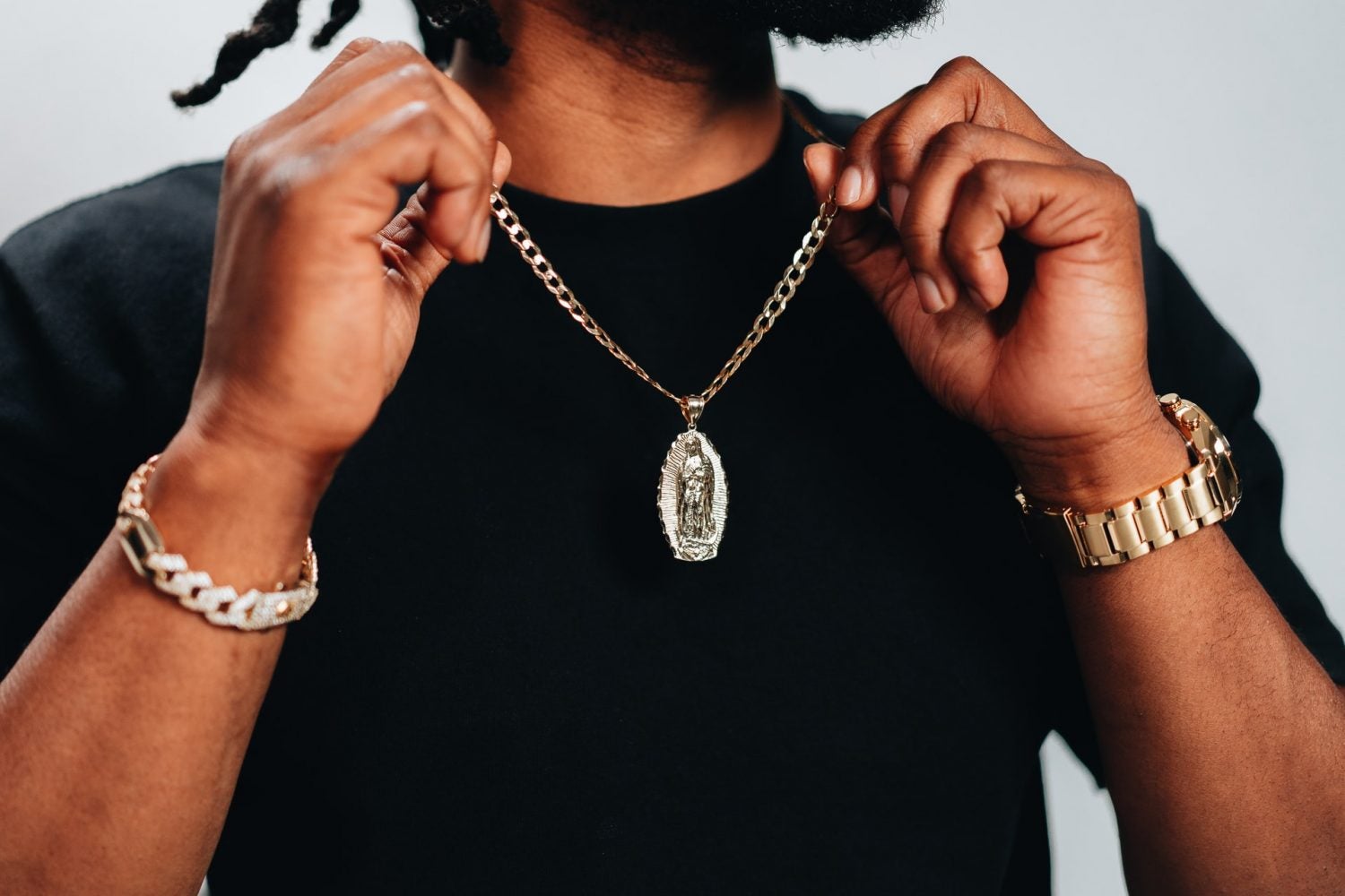A men's guide to wearing necklaces SWAGGER Magazine