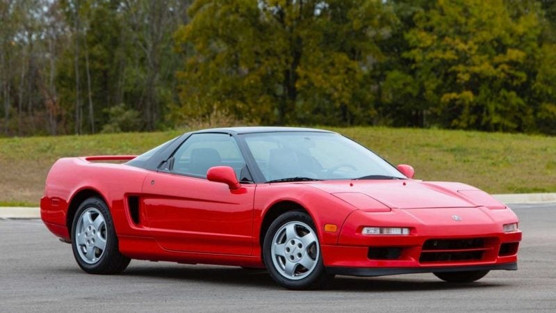 https://cdn.motor1.com/images/mgl/mLQPr/s1/first-generation-acura-nsx.jpg