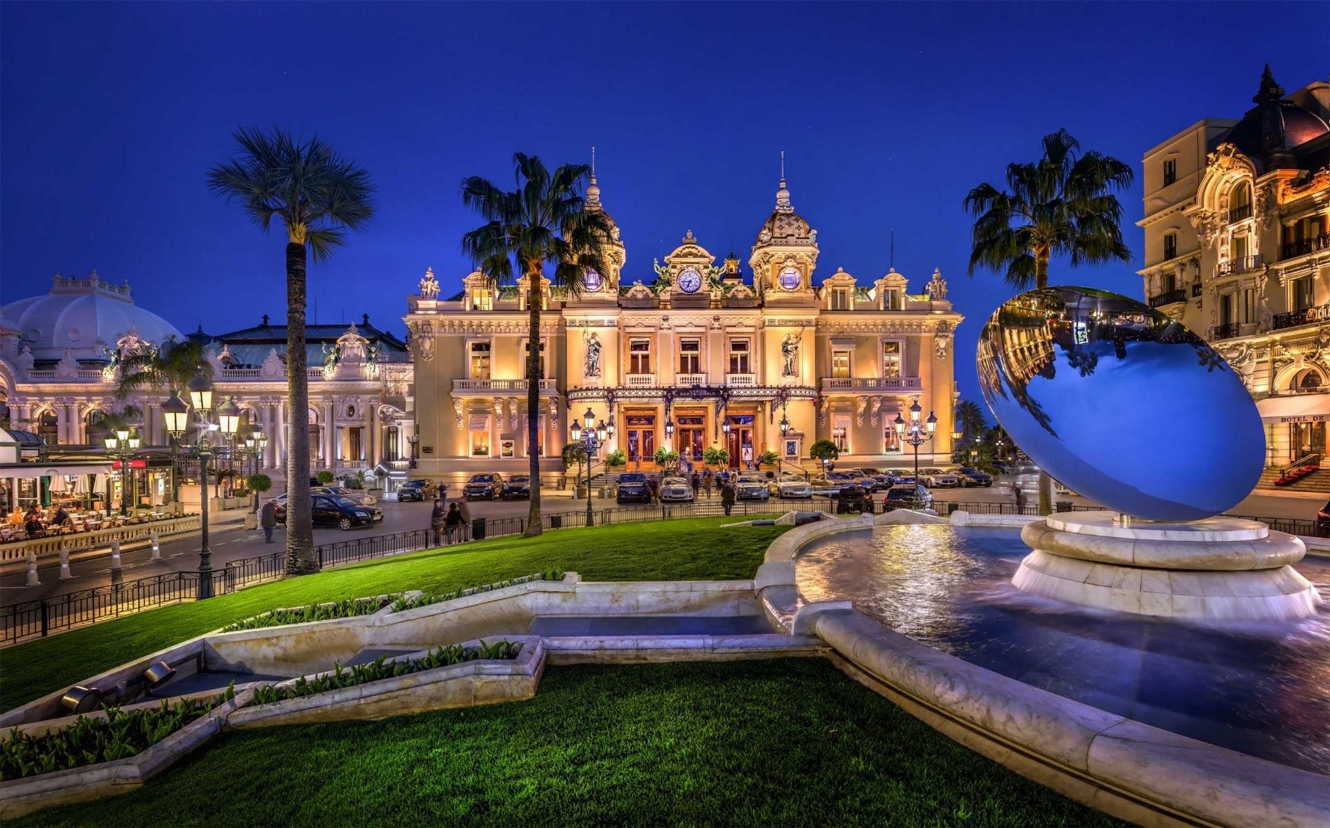 Luxury gambling and the world's most luxurious casino hotels