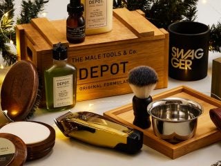 2nd_Grooming_Wide_Closer